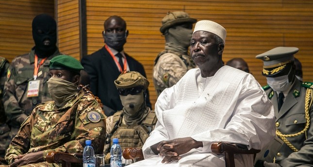 مالي.. وزير الدفاع السابق يؤدي اليمين الدستورية رئيسا للبلاد