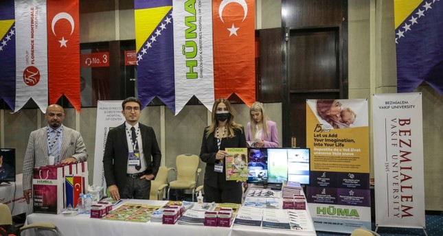 16 مشفى تركياً يشارك في معرض السياحة العلاجية في البوسنة