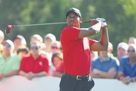 Tiger Woods plays a shot from the first tee during the final of the Turkish Open at the Montgomerie Maxx Royal Course in Antalya, Nov. 10, 2013.