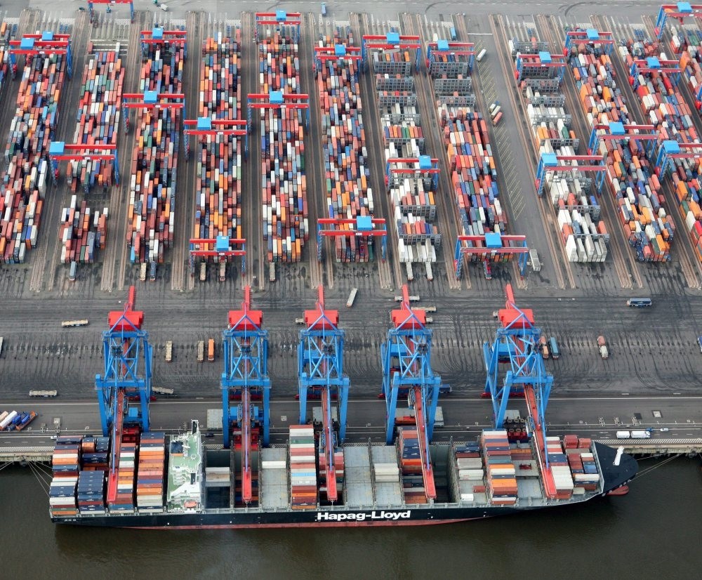 A container ship in a seaport in Hamburg, Germany. As the EU experienced 2.5 pct growth in 2017, the highest in a decade, rising economic momentum is expected to result in an increase in the blocu2019s demand for Turkish goods and services in the future.