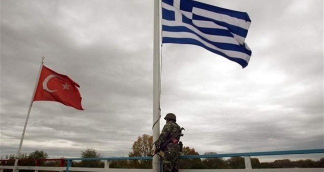 اليونان تعيد جنديين تركيين عبرا الحدود بطريق الخطأ