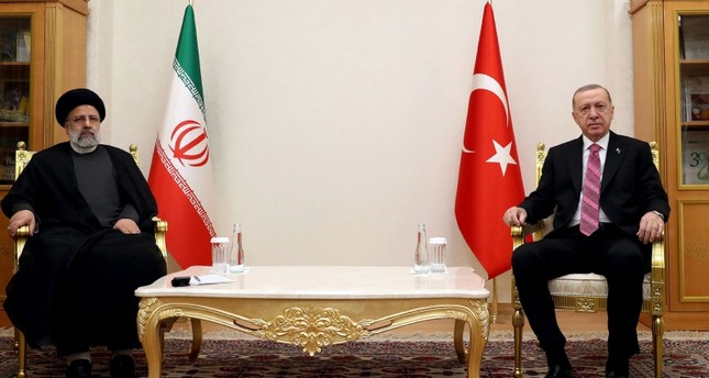الرئيس أردوغان مع نظيره الإيراني رئيسي وكالة الأنباء الفرنسية