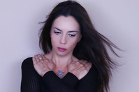 Mezzo-Soprano Serap u00c7iftu00e7i will perform pieces by Yunus Emre with a focus on divine love.