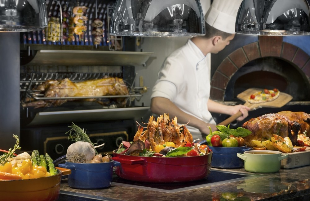 The Ritz Carltonu2019s world-class menu features international delights along with traditional Turkish cuisine, promising something to suit every taste.