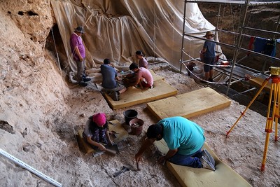 Giant 350,000-year-old animal fossil discovered in Turkey's Antalya