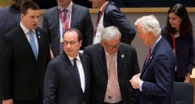 الاتحاد الأوروبي يعتمد بالإجماع إستراتيجية مفاوضات خروج بريطانيا