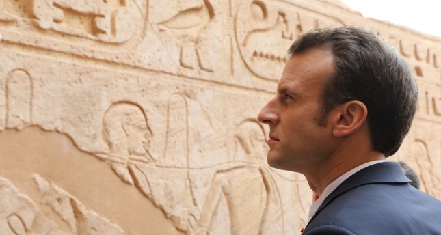 الرئيس الفرنسي في معبد أبو سمبل الفرنسية