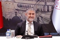 وزير المالية التركي يلتقي وزير التجارة السعودي في إسطنبول