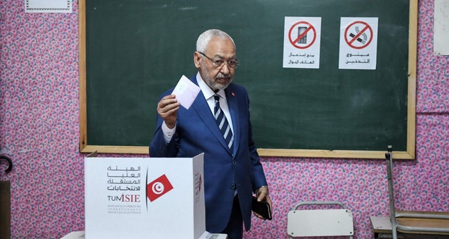 النهضة تتصدر الانتخابات المحلية التونسية ومرشحته تفوز ببلدية العاصمة