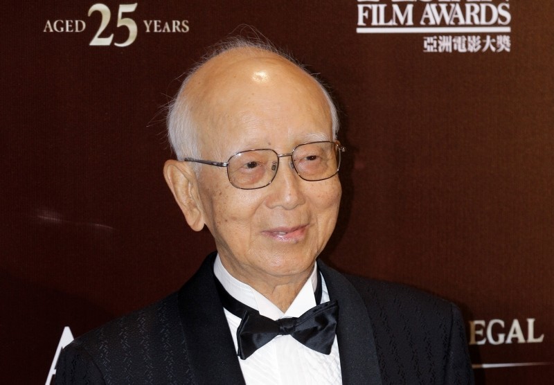 In this March 21, 2011, photo, Hong Kong film producer Raymond Chow receives the Lifetime Achievement award at the Asian Film Awards in Hong Kong. (AP Photo)