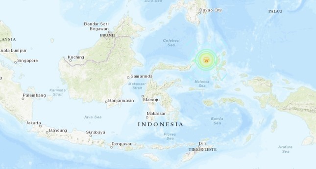 زلزال بقوة 7.4 درجات يضرب قبالة سواحل شمالي إندونيسيا