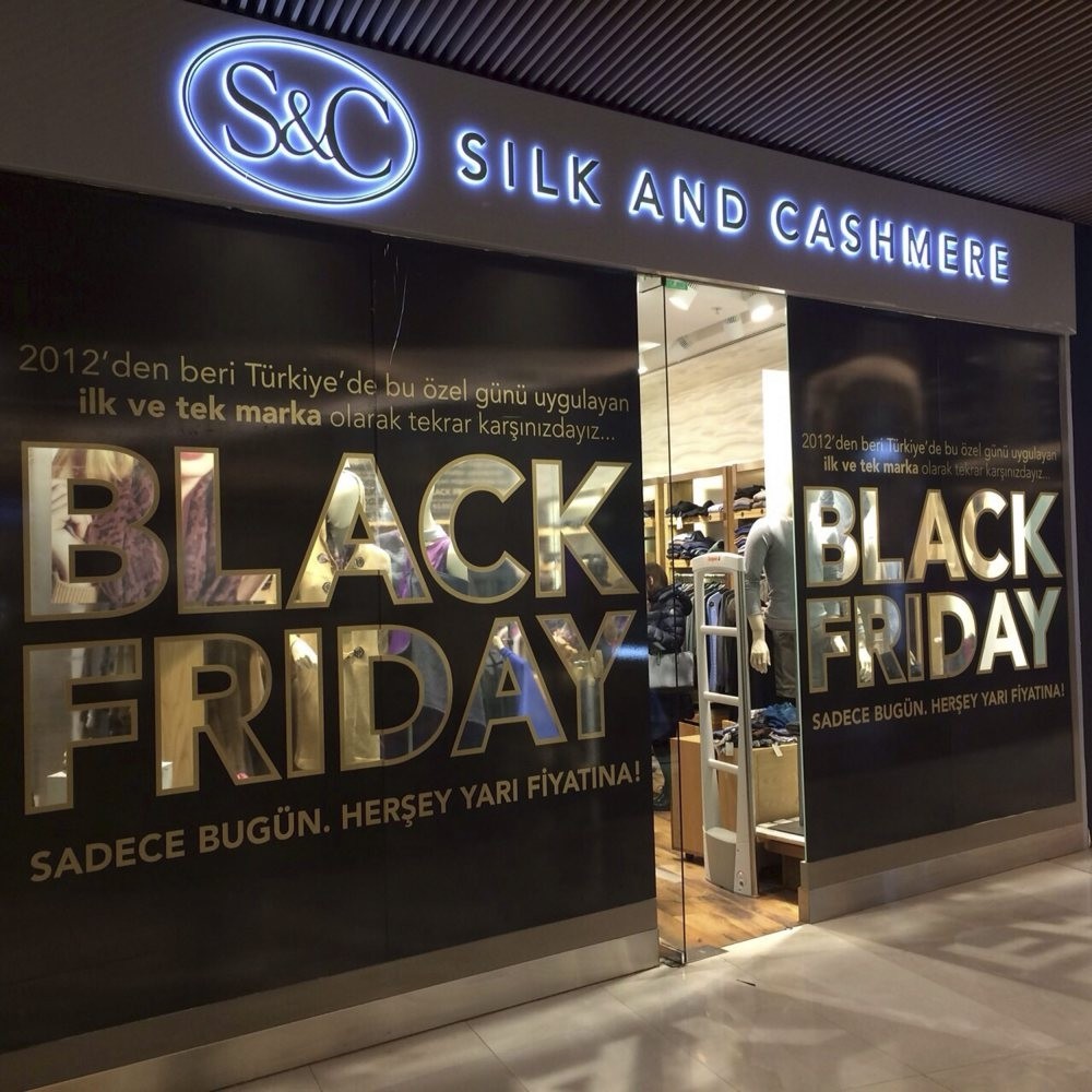 Retailers are offering discounts for customers at their stores and online shopping platforms for Black Friday in Turkey.