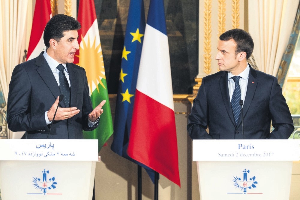 KRG Prime Minister Nechirvan Barzani and French President Emmanuel Macron (R) attend a press conference following their meeting at the Elysee Palace, Paris, Dec. 2. 