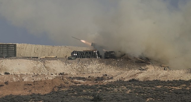 راجمات الصواريخ والمدفعية التركية تستهدف مواقع الإرهابيين في عفرين