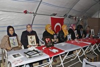 Kurdish families stage a sit-in protest in front of the HDP headquarters in Diyarbak?r with a demand for getting back their children kidnapped by the PKK, Dec. 5, 2019. (DHA Photo)