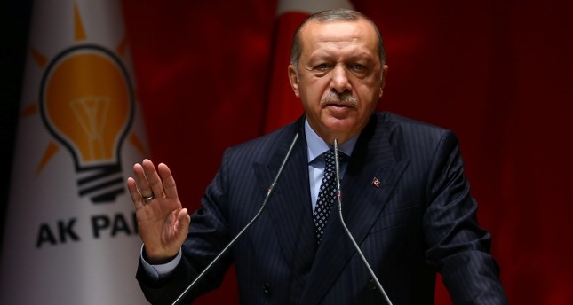 أردوغان يعلن قائمة مرشحي العدالة والتنمية للبلديات