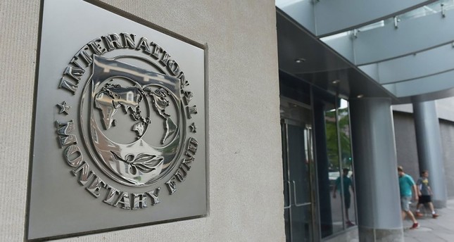 مدخل مقر صندوق النقد الدولي في نيويورك صباح