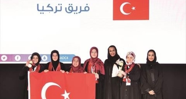 أردوغان يهنئ طلاب تركيا لفوزهم بالبطولة الدولية لمناظرات المدارس باللغة العربية