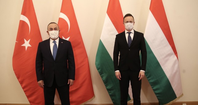تشاوش أوغلو: تركيا تدين محاولة الانقلاب في أرمينيا