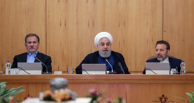 الرئيس الإيراني، حسن روحاني في اجتماع للحكومة الأناضول