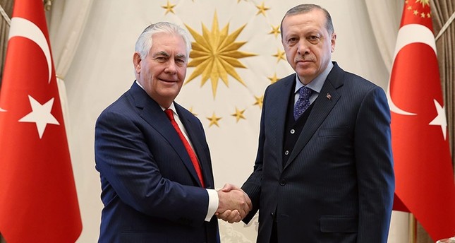 أردوغان يبحث عدة ملفات ثنائية وإقليمية مع وزير الخارجية الأمريكي