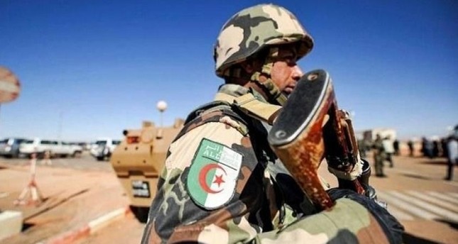 الجزائر: مقتل جنديين وإرهابيين اثنين في اشتباك جنوبي البلاد