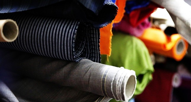 افتتاح ورشة خياطة خيرية تشغل نساء سوريات وتركيات