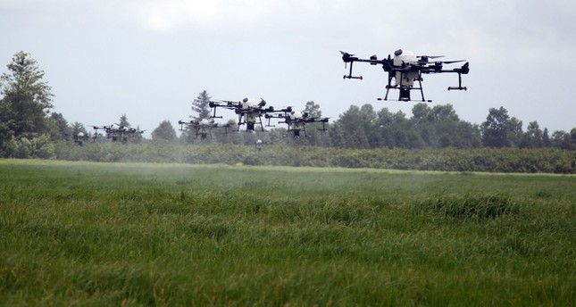 تركيا.. نجاح أول تجربة لرش المناطق الزراعية باستخدام الطائرات المسيرة