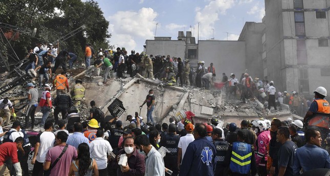 ارتفاع ضحايا زلزال المكسيك إلى 217 قتيلًا على الأقل