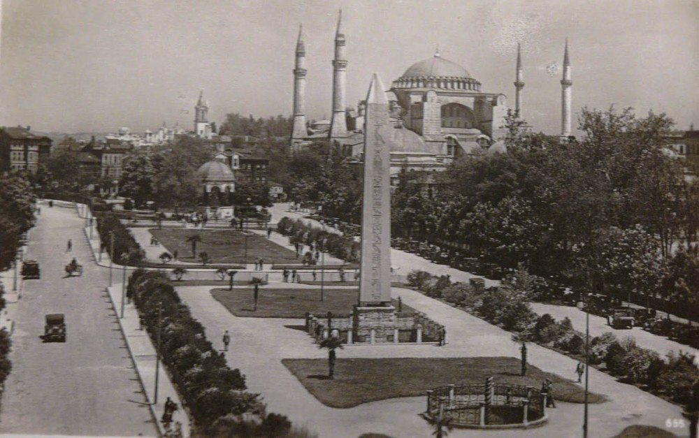 The Rich History Of Istanbul Squares Daily Sabah