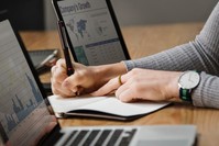 The ratio of Turkish women entrepreneurs doing business on the internet and technology hovered around 14 percent in the period of 2010 to 2018.