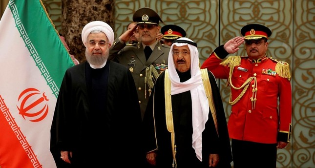 الرئيس الإيراني مع أمير الكويت الشيخ صباح الأحمد الجابر المبارك الصباح أرشيف