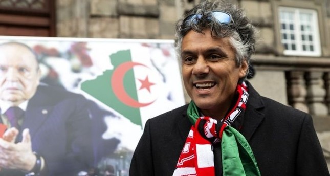 الحبس لرشيد نكاز بتهمة تهديد الوحدة الوطنية في الجزائر