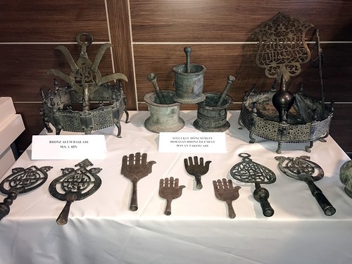 Istanbul police destroy smuggling ring planning to sell ancient Sumerian, Akkadian artifacts