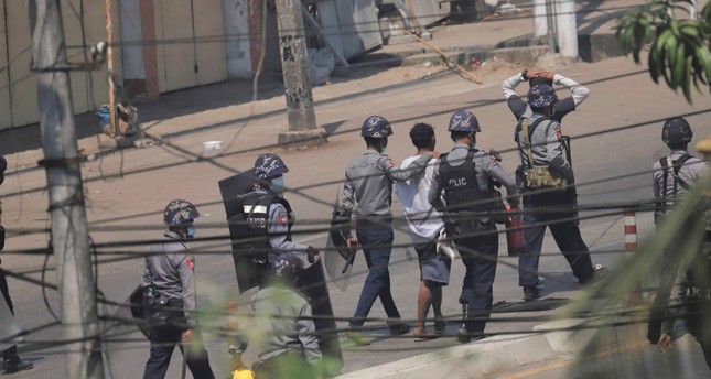 سلطة الانقلاب في ميانمار تطالب الهند بإعادة ضباط منشقين