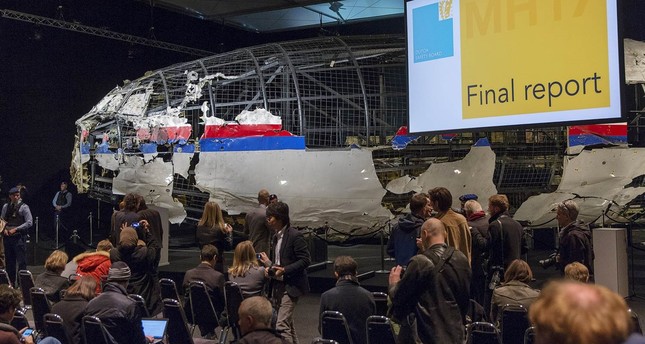 بوتين: الصاروخ الذي أسقط الطائرة الماليزية في أوكرانيا ليس روسيا