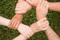 Volunteers of Onar Istanbul pose for the camera after one of their events.