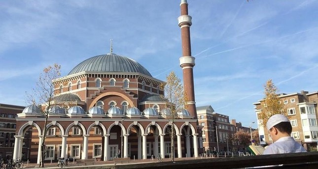 حملة تبرعات لمساجد هولندية مستهدفة من حركة بيغيدا العنصرية