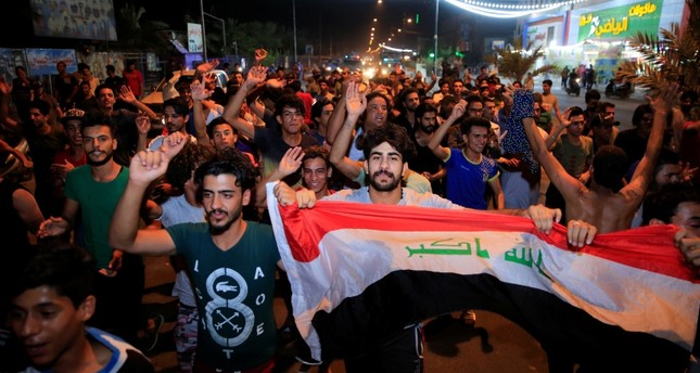تصاعد الاحتجاجات في العراق ومقتل اثنين من المتظاهرين بالبصرة