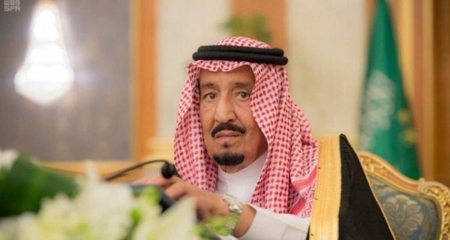 السعودية تعلن حركة تعيينات محدودة طالت وزراء ورؤساء هيئات