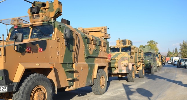 جانب من الإمدادات العسكرية التركية التي وصلت الحدود السورية مؤخراً الأناضول