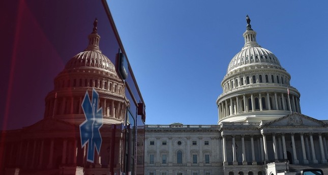 مجلس الشيوخ الأمريكي يمرر خطة بايدن لإنعاش الاقتصاد
