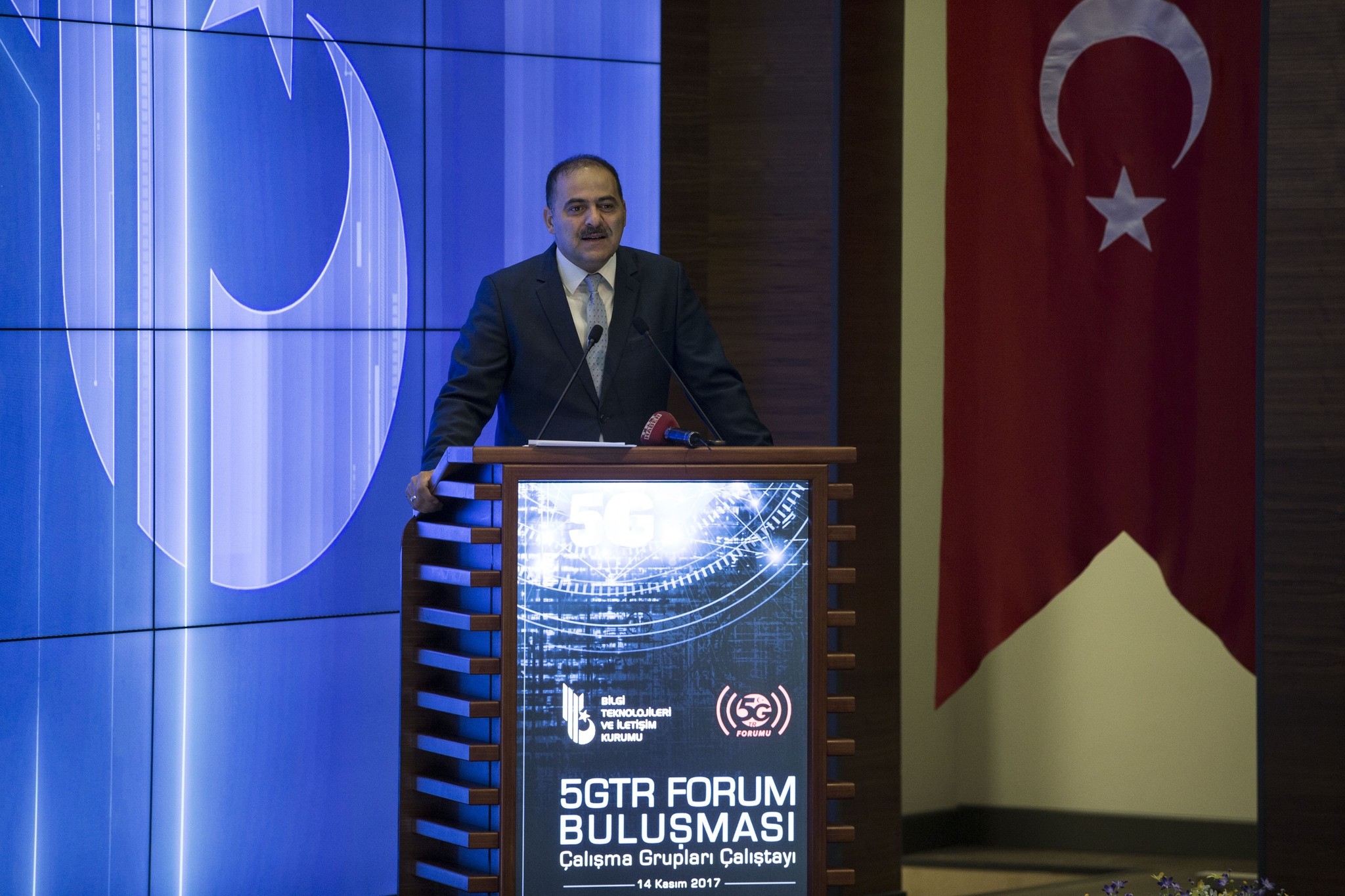u00d6mer Faruk Sayan, the head of Turkey's Information and Communication Technologies Authority (BTK)  speaks at a forum in Ankara, Turkey on November 14, 2017. (AA Photo)