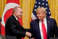 President Recep Tayyip Erdo?an shakes hand with the U.S. President Donald Trump during a joint news conference at the White House in Washington D.C., Nov. 13, 2019. (REUTERS Photo)