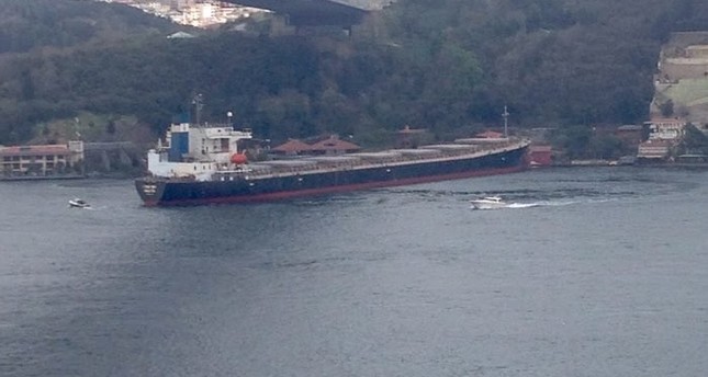 Istanbul: Schiff kollidiert mit Villa am Bosporus