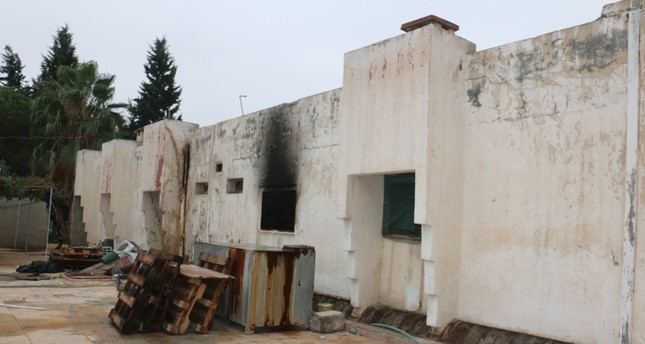 تركيا تشرع بترميم مستشفى تل أبيض بعد حرقه على يد إرهابيي ي ب ك