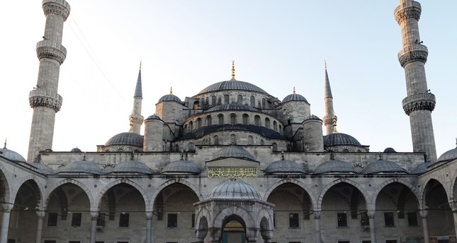 انطلاق ندوة عالمية عن الزكاة في إسطنبول