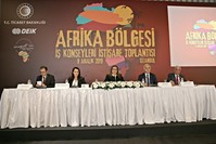 Trade Minister Ruhsar Pekcan (C) speaks at the consultation meeting of African Business Councils under Turkey's Foreign Economic Relations Board, Istanbul, Dec. 9, 2019. (AA Photo)