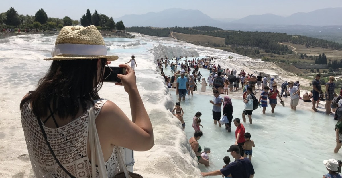 Pamukkale hosted 1.7 million tourists in the first eight months of this year, an increase of 25% compared to the same period last year.