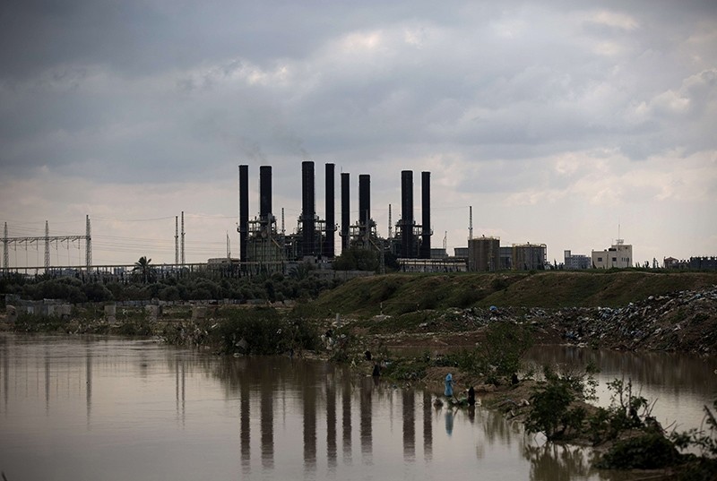 This March 15, 2014 file photo shows a view of a power plant in the Gaza City. (AFP Photo)